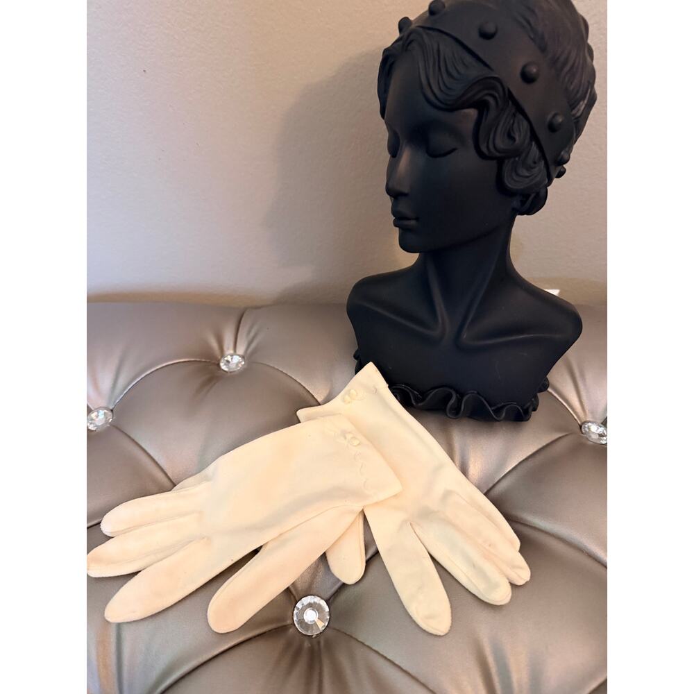 Vintage Cream Dress Gloves Women’s Scalloped Cuff Embroidered Bow Formal - Picture 2 of 14